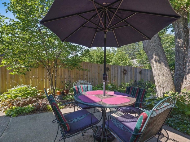 612 Oak Knolls, ROCKFORD, Illinois 61107, 2 Bedrooms Bedrooms, ,2 BathroomsBathrooms,House,For Sale,Oak Knolls,202603839
