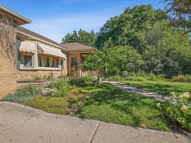 612 Oak Knolls, ROCKFORD, Illinois 61107, 2 Bedrooms Bedrooms, ,2 BathroomsBathrooms,House,For Sale,Oak Knolls,202603839