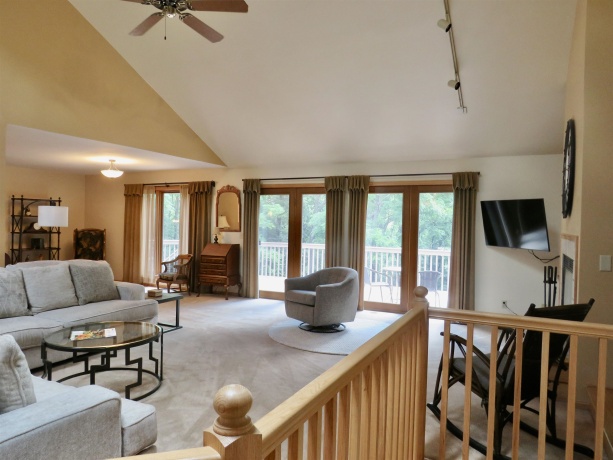 11 Peninsula Drive, GALENA, Illinois 61036, 4 Bedrooms Bedrooms, ,2 BathroomsBathrooms,House,For Sale,Peninsula Drive,202603846
