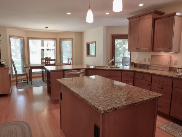 11 Peninsula Drive, GALENA, Illinois 61036, 4 Bedrooms Bedrooms, ,2 BathroomsBathrooms,House,For Sale,Peninsula Drive,202603846