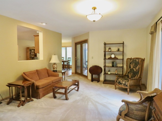 11 Peninsula Drive, GALENA, Illinois 61036, 4 Bedrooms Bedrooms, ,2 BathroomsBathrooms,House,For Sale,Peninsula Drive,202603846