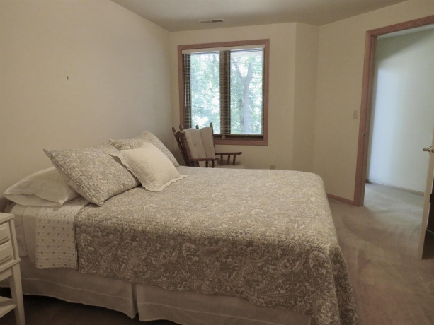 11 Peninsula Drive, GALENA, Illinois 61036, 4 Bedrooms Bedrooms, ,2 BathroomsBathrooms,House,For Sale,Peninsula Drive,202603846