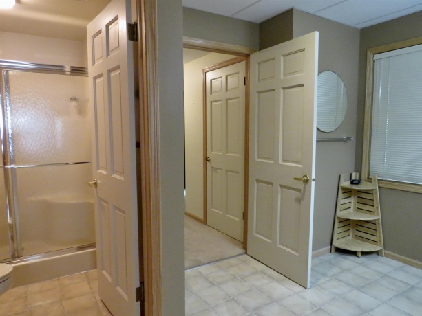 11 Peninsula Drive, GALENA, Illinois 61036, 4 Bedrooms Bedrooms, ,2 BathroomsBathrooms,House,For Sale,Peninsula Drive,202603846