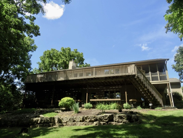 11 Peninsula Drive, GALENA, Illinois 61036, 4 Bedrooms Bedrooms, ,2 BathroomsBathrooms,House,For Sale,Peninsula Drive,202603846