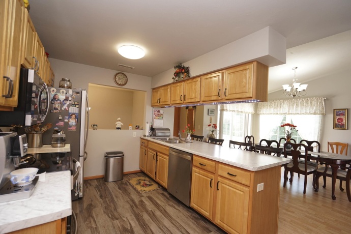 7685 Creek, ROCKFORD, Illinois 61114, 2 Bedrooms Bedrooms, ,2 BathroomsBathrooms,Condominium,For Sale,Creek,202603849