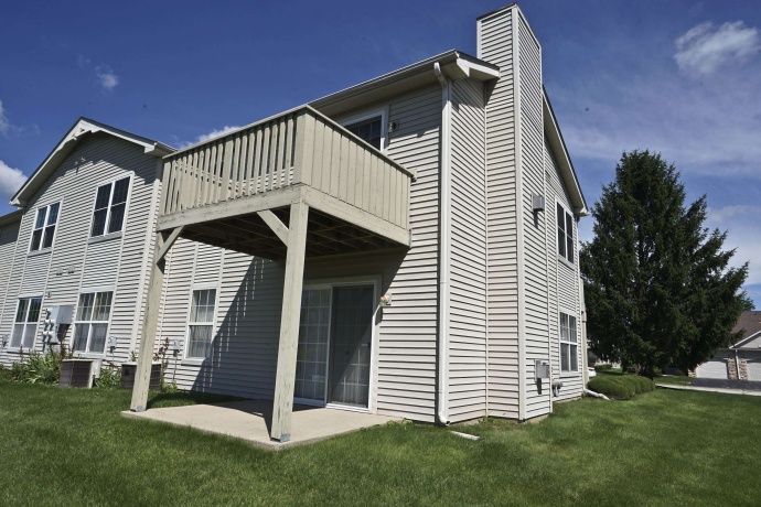 7685 Creek, ROCKFORD, Illinois 61114, 2 Bedrooms Bedrooms, ,2 BathroomsBathrooms,Condominium,For Sale,Creek,202603849