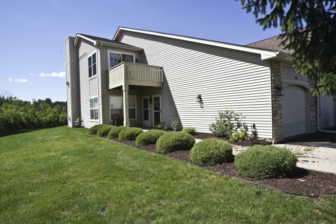 7685 Creek, ROCKFORD, Illinois 61114, 2 Bedrooms Bedrooms, ,2 BathroomsBathrooms,Condominium,For Sale,Creek,202603849