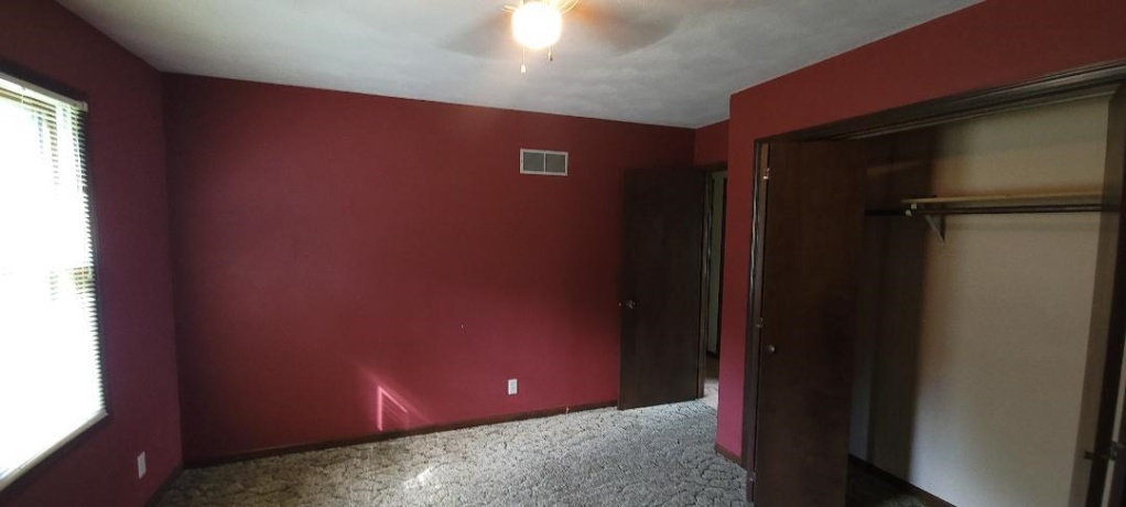 2315 Mallard Dr, FREEPORT, Illinois 61032, 3 Bedrooms Bedrooms, ,3 BathroomsBathrooms,House,For Sale,Mallard Dr,202603851
