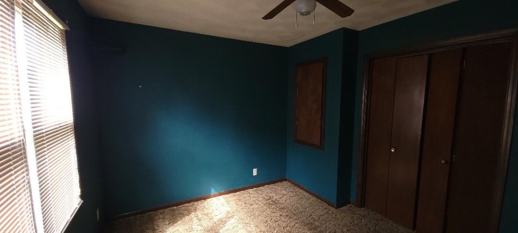 2315 Mallard Dr, FREEPORT, Illinois 61032, 3 Bedrooms Bedrooms, ,3 BathroomsBathrooms,House,For Sale,Mallard Dr,202603851