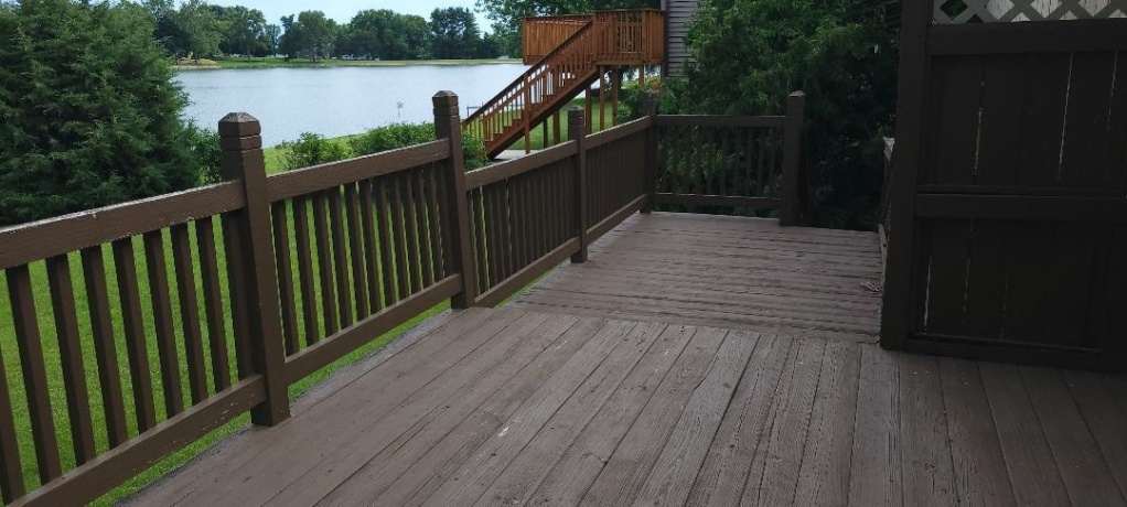 2315 Mallard Dr, FREEPORT, Illinois 61032, 3 Bedrooms Bedrooms, ,3 BathroomsBathrooms,House,For Sale,Mallard Dr,202603851