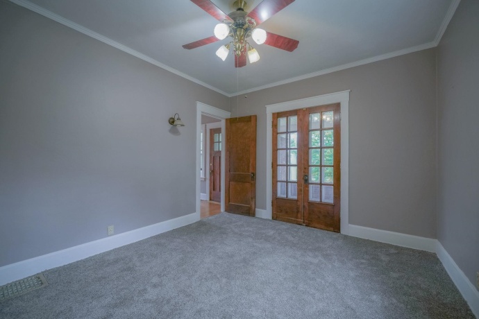 1535 Benton, ROCKFORD, Illinois 61107, 2 Bedrooms Bedrooms, ,1 BathroomBathrooms,House,For Sale,Benton,202603854