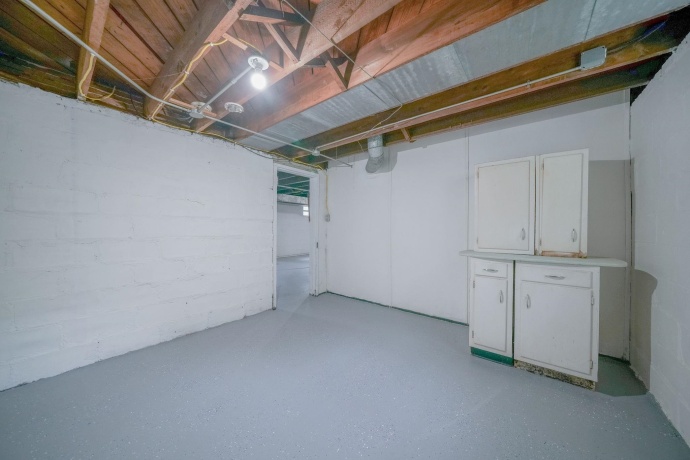 1535 Benton, ROCKFORD, Illinois 61107, 2 Bedrooms Bedrooms, ,1 BathroomBathrooms,House,For Sale,Benton,202603854