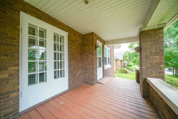1535 Benton, ROCKFORD, Illinois 61107, 2 Bedrooms Bedrooms, ,1 BathroomBathrooms,House,For Sale,Benton,202603854