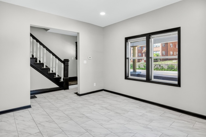 1231-1233 N Main, ROCKFORD, Illinois 61103, ,2 Units,For Sale,N Main,202603855