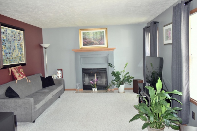 2610 Bluffside, ROCKFORD, Illinois 61109, 2 Bedrooms Bedrooms, ,1 BathroomBathrooms,House,For Sale,Bluffside,202603853