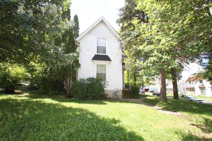1601 Charles, ROCKFORD, Illinois 61104, ,2 Units,For Sale,Charles,202603859