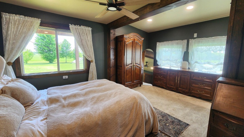 8999 Centerville, CAPRON, Illinois 61012, 3 Bedrooms Bedrooms, ,2 BathroomsBathrooms,House,For Sale,Centerville,202603715