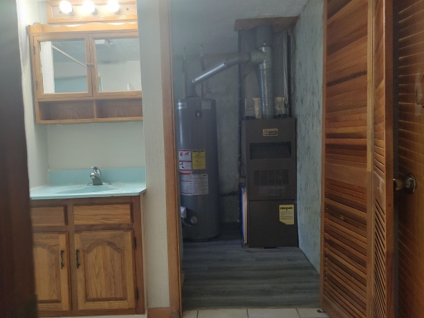 205 Pennsylvania, LOVES PARK, Illinois 61111, 2 Bedrooms Bedrooms, ,1 BathroomBathrooms,House,For Sale,Pennsylvania,202603860