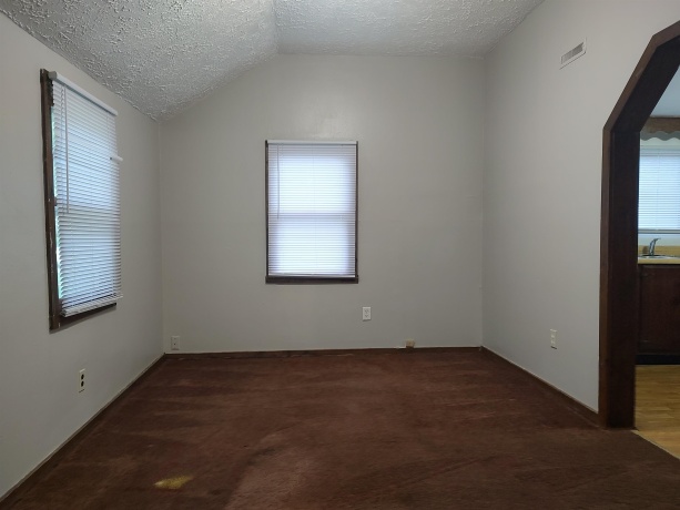 205 Pennsylvania, LOVES PARK, Illinois 61111, 2 Bedrooms Bedrooms, ,1 BathroomBathrooms,House,For Sale,Pennsylvania,202603860