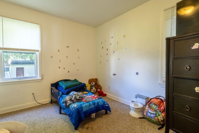 301 Vincent, ROCKFORD, Illinois 61102, 2 Bedrooms Bedrooms, ,1 BathroomBathrooms,House,For Sale,Vincent,202603861