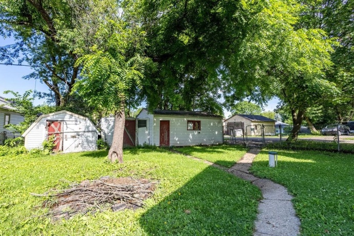301 Vincent, ROCKFORD, Illinois 61102, 2 Bedrooms Bedrooms, ,1 BathroomBathrooms,House,For Sale,Vincent,202603861