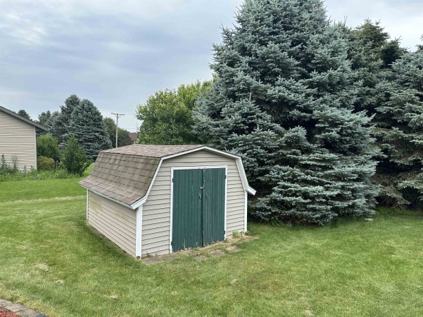 409 9th, MILLEDGEVILLE, Illinois 61051, 3 Bedrooms Bedrooms, ,2 BathroomsBathrooms,House,For Sale,9th,202603863