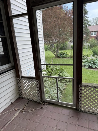 1526 Lincoln, FREEPORT, Illinois 61032, 3 Bedrooms Bedrooms, ,1 BathroomBathrooms,House,For Sale,Lincoln,202603865