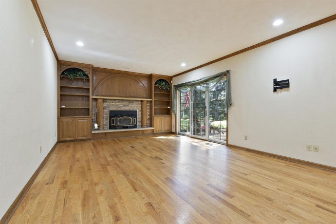 11705 Braemar, BELVIDERE, Illinois 61008, 4 Bedrooms Bedrooms, ,4 BathroomsBathrooms,House,For Sale,Braemar,202603866