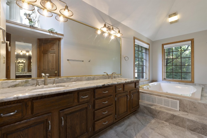 11705 Braemar, BELVIDERE, Illinois 61008, 4 Bedrooms Bedrooms, ,4 BathroomsBathrooms,House,For Sale,Braemar,202603866