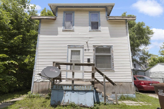 817 Lapp, ROCKFORD, Illinois 61101, 3 Bedrooms Bedrooms, ,1 BathroomBathrooms,House,For Sale,Lapp,202603867