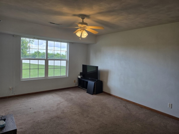 7716 Creek Bend, ROCKFORD, Illinois 61114, 2 Bedrooms Bedrooms, ,2 BathroomsBathrooms,Condominium,For Sale,Creek Bend,202603623