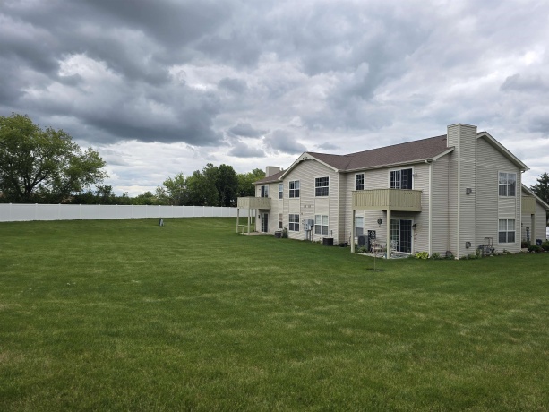 7716 Creek Bend, ROCKFORD, Illinois 61114, 2 Bedrooms Bedrooms, ,2 BathroomsBathrooms,Condominium,For Sale,Creek Bend,202603623