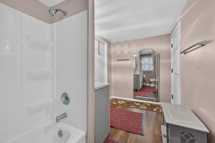 404 Main, BELVIDERE, Illinois 61008, 4 Bedrooms Bedrooms, ,2 BathroomsBathrooms,House,For Sale,Main,202603869