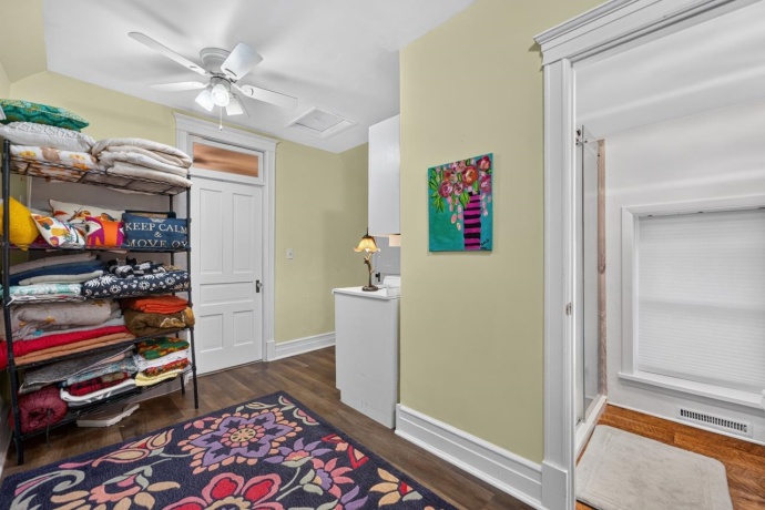 404 Main, BELVIDERE, Illinois 61008, 4 Bedrooms Bedrooms, ,2 BathroomsBathrooms,House,For Sale,Main,202603869