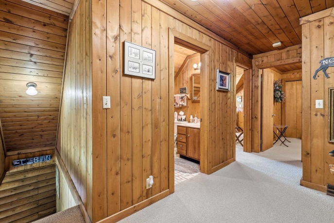19 Valley, GALENA, Illinois 61036, 2 Bedrooms Bedrooms, ,2 BathroomsBathrooms,House,For Sale,Valley,202603870