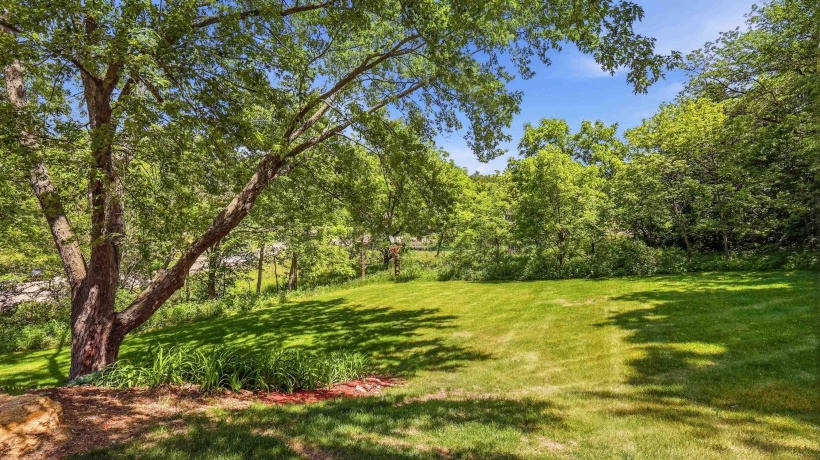19 Valley, GALENA, Illinois 61036, 2 Bedrooms Bedrooms, ,2 BathroomsBathrooms,House,For Sale,Valley,202603870