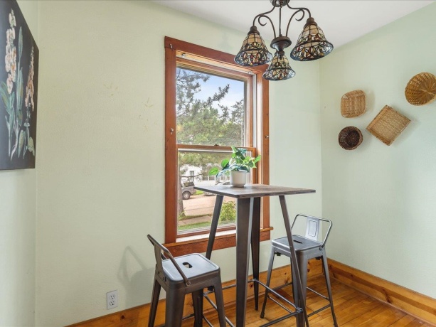 224 5th, PECATONICA, Illinois 61063, 3 Bedrooms Bedrooms, ,2 BathroomsBathrooms,House,For Sale,5th,202603871