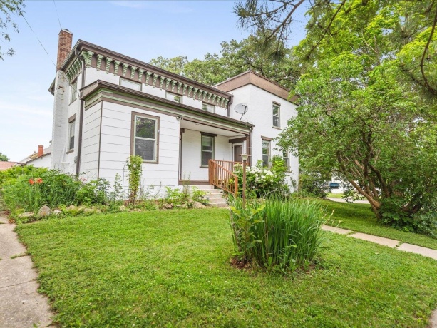 224 5th, PECATONICA, Illinois 61063, 3 Bedrooms Bedrooms, ,2 BathroomsBathrooms,House,For Sale,5th,202603871