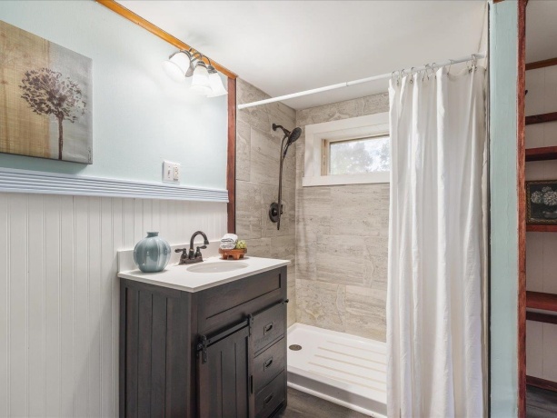 224 5th, PECATONICA, Illinois 61063, 3 Bedrooms Bedrooms, ,2 BathroomsBathrooms,House,For Sale,5th,202603871
