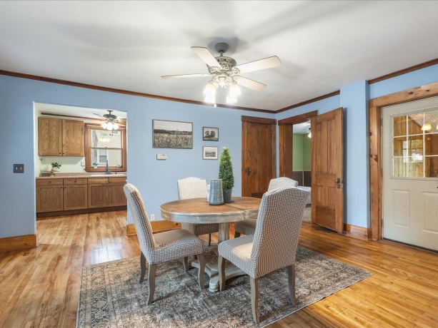 224 5th, PECATONICA, Illinois 61063, 3 Bedrooms Bedrooms, ,2 BathroomsBathrooms,House,For Sale,5th,202603871