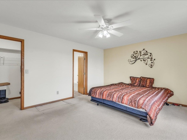 13033 Springhill, WINNEBAGO, Illinois 61088, 4 Bedrooms Bedrooms, ,2 BathroomsBathrooms,House,For Sale,Springhill,202603873