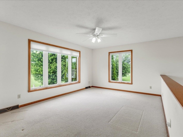13033 Springhill, WINNEBAGO, Illinois 61088, 4 Bedrooms Bedrooms, ,2 BathroomsBathrooms,House,For Sale,Springhill,202603873