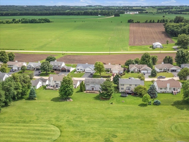 13033 Springhill, WINNEBAGO, Illinois 61088, 4 Bedrooms Bedrooms, ,2 BathroomsBathrooms,House,For Sale,Springhill,202603873