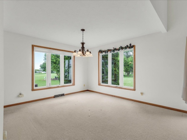 13033 Springhill, WINNEBAGO, Illinois 61088, 4 Bedrooms Bedrooms, ,2 BathroomsBathrooms,House,For Sale,Springhill,202603873