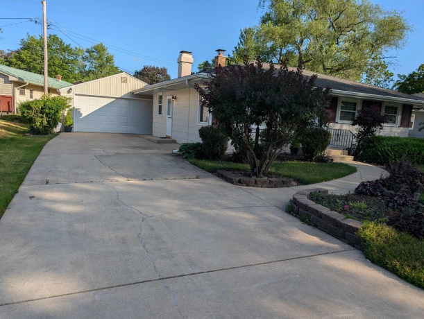 2310 WINNETKA, ROCKFORD, Illinois 61108, 3 Bedrooms Bedrooms, ,1 BathroomBathrooms,House,For Sale,WINNETKA,202603389
