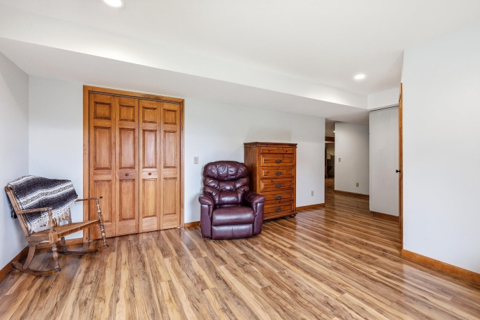 1031 Dodge, GALENA, Illinois 61036, 4 Bedrooms Bedrooms, ,3 BathroomsBathrooms,House,For Sale,Dodge,202603877