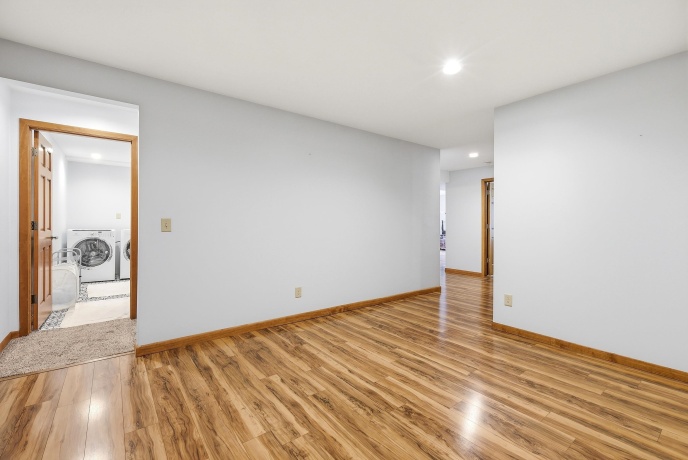 1031 Dodge, GALENA, Illinois 61036, 4 Bedrooms Bedrooms, ,3 BathroomsBathrooms,House,For Sale,Dodge,202603877