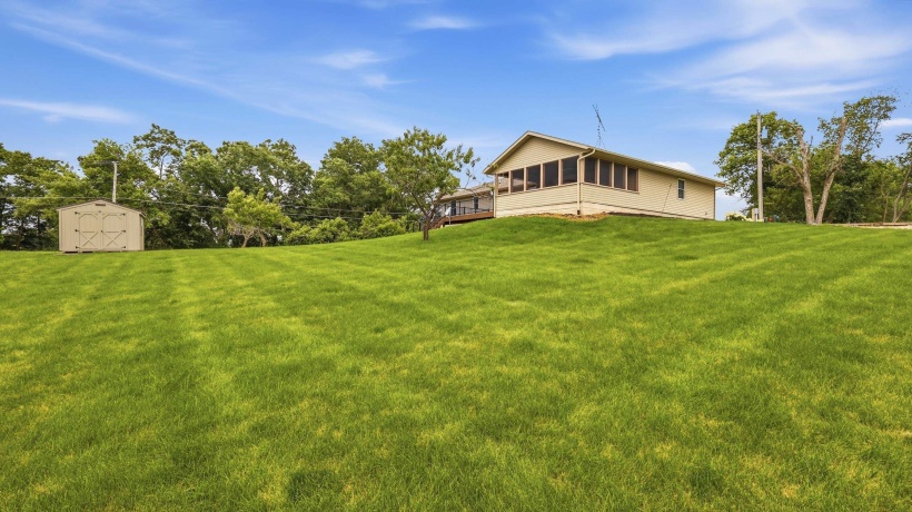 1031 Dodge, GALENA, Illinois 61036, 4 Bedrooms Bedrooms, ,3 BathroomsBathrooms,House,For Sale,Dodge,202603877