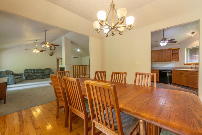15792 York Center, THOMSON, Illinois 61285, 2 Bedrooms Bedrooms, ,2 BathroomsBathrooms,House,For Sale,York Center,202603879