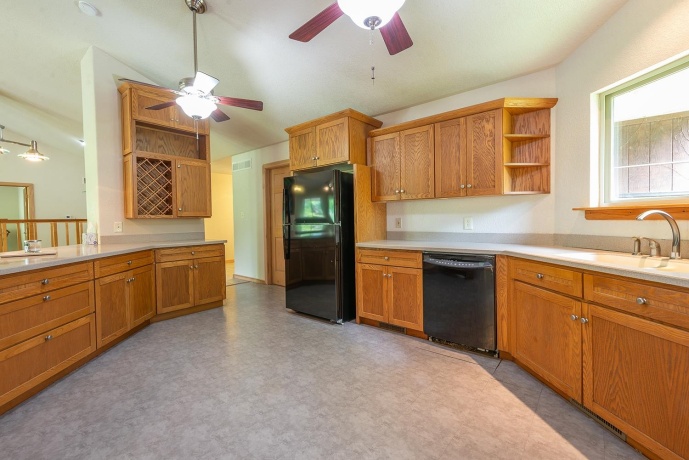 15792 York Center, THOMSON, Illinois 61285, 2 Bedrooms Bedrooms, ,2 BathroomsBathrooms,House,For Sale,York Center,202603879